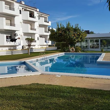 Apartamento A11 - 800M Da Praia Αλμπουφέιρα Εξωτερικό φωτογραφία