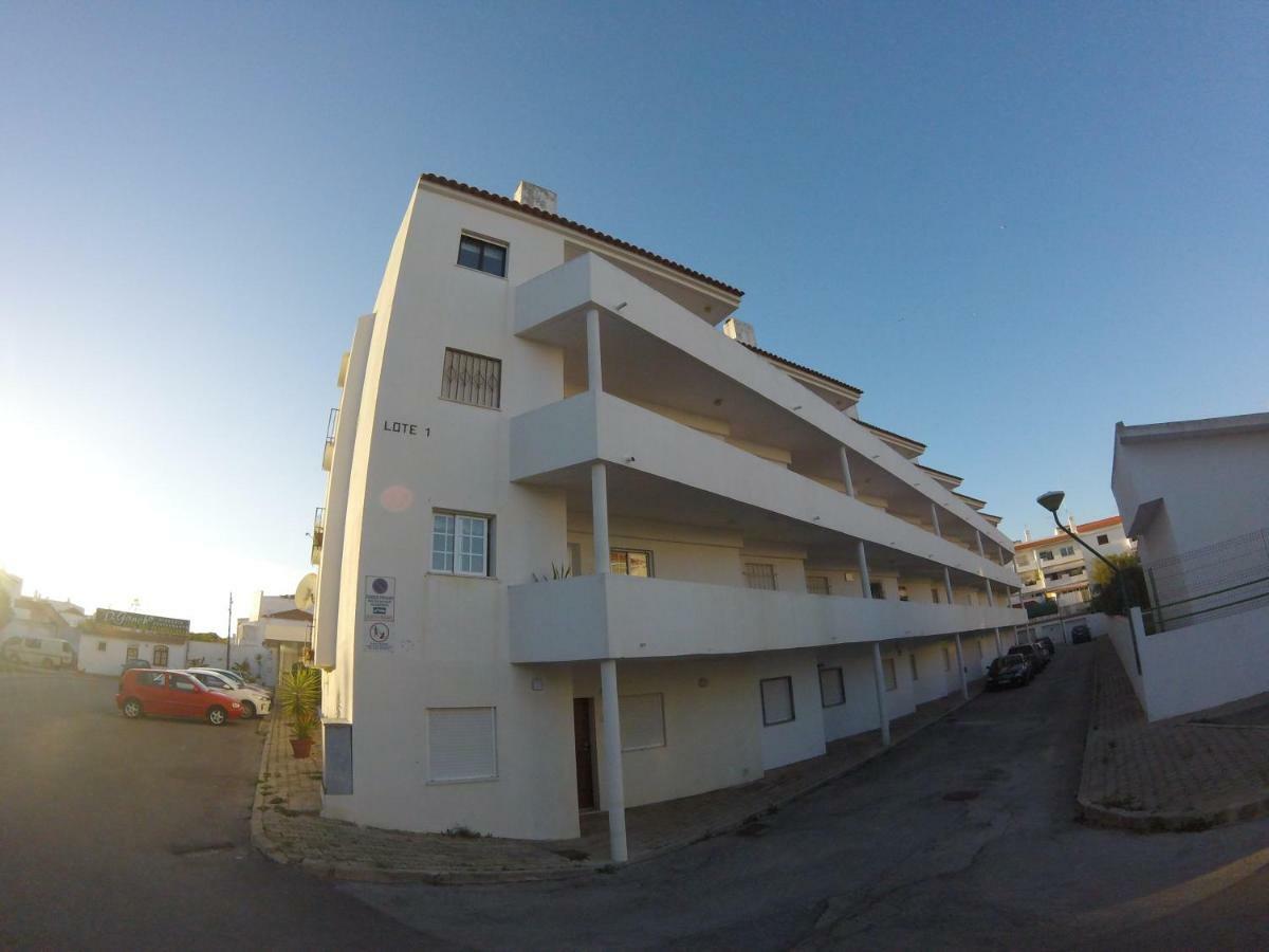 Apartamento A11 - 800M Da Praia Αλμπουφέιρα Εξωτερικό φωτογραφία